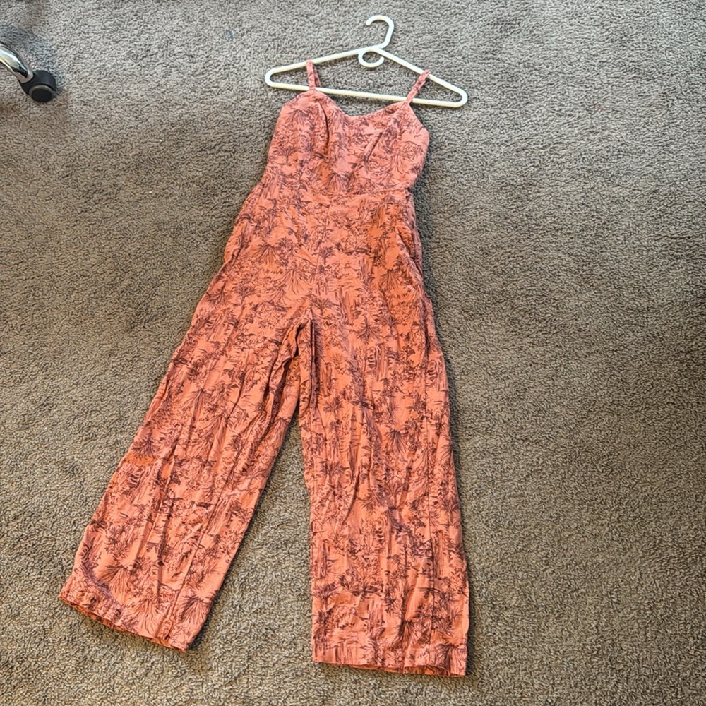 2 for $12 🎉 Old Navy Linen-Blend V-Neck Cami Jumspsuit